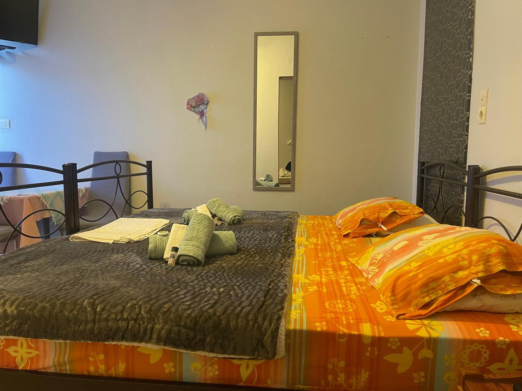 Pislis Rooms Kamena Vourla Dış mekan fotoğraf
